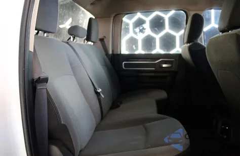 2019 Ram 2500 Big Horn z USA, uszkodzony, nr VIN 3C6UR5DL0KG529883